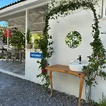Blue Eye 5 Km From Airport