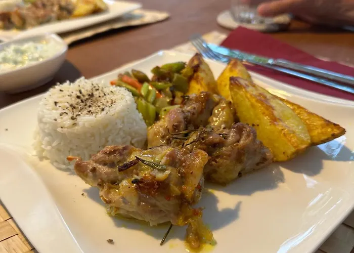 홈스테이 Blue Eye 5 Km From Airport *